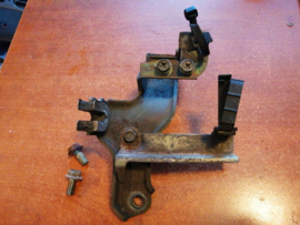 Steun inlaatspruitstuk Nissan Almera (Tino) N16/V10 14017-BM700