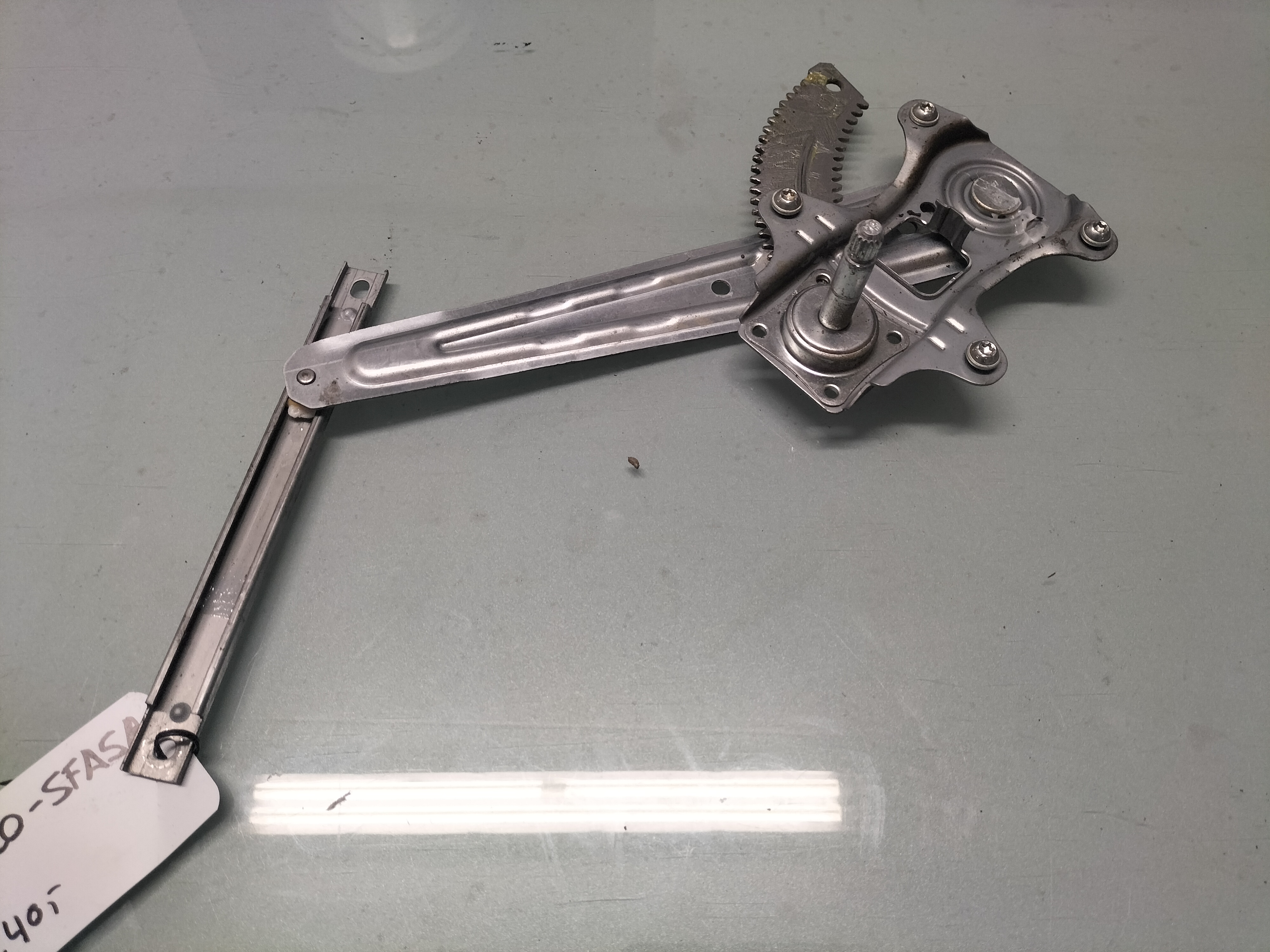 Raammechanisme Nissan Micra K14 82720-5FA5A Gebruikt