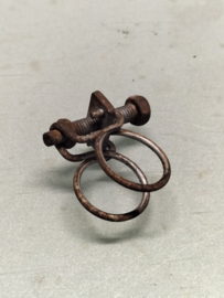 Slangklem Nissan 01555-00211 Gebruikt.
