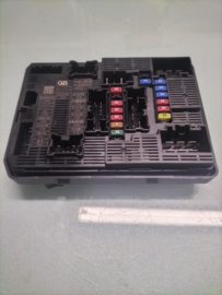 Controller Unit / Zekeringenkast Nissan Micra K14 284B7-5RF2A Gebruikt