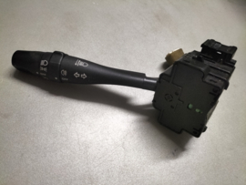 Richtingaanwijzerschakelaar Nissan 25540-3L101 A32/ CA33/ D22/ LCD22/ R50/ Y61 Gebruikt.