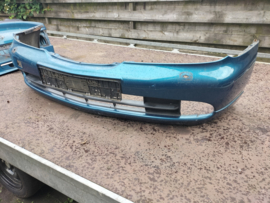 Voorbumper Nissan Primera P11/ WP11 62022-9F600 (62022-9F500/600) Z01 Gebruikt, lichte schade.
