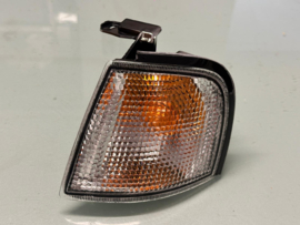 Knipperlicht links zonder Fitting Nissan Primera P10 B6135-90J00 Nieuw.