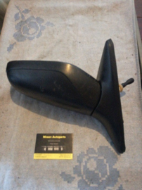Buitenspiegel rechts Nissan Sunny N14 96301-60C00 Gebruikt.