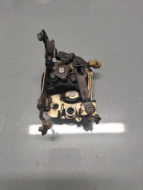 Deurslot rechtsvoor Nissan Micra K10 80512-04B00 Gebruikt