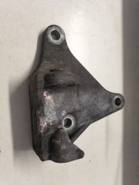 Bracket-power steering oil pump Nissan Micra K11 11940-6F600 Used part