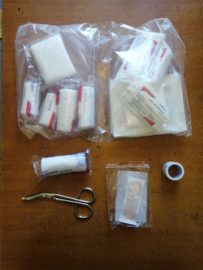 Nissan ''first aid kit'' according DIN 13164 Gebruikt
