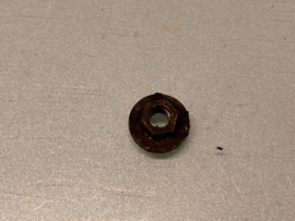 Nut Nissan 08911-6082H Used part.