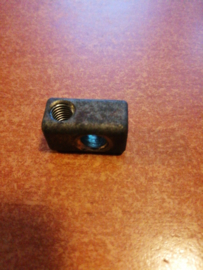 Stelmoer stuurpomp Nissan 11717-V7200 Gebruikt. (variant moer).
