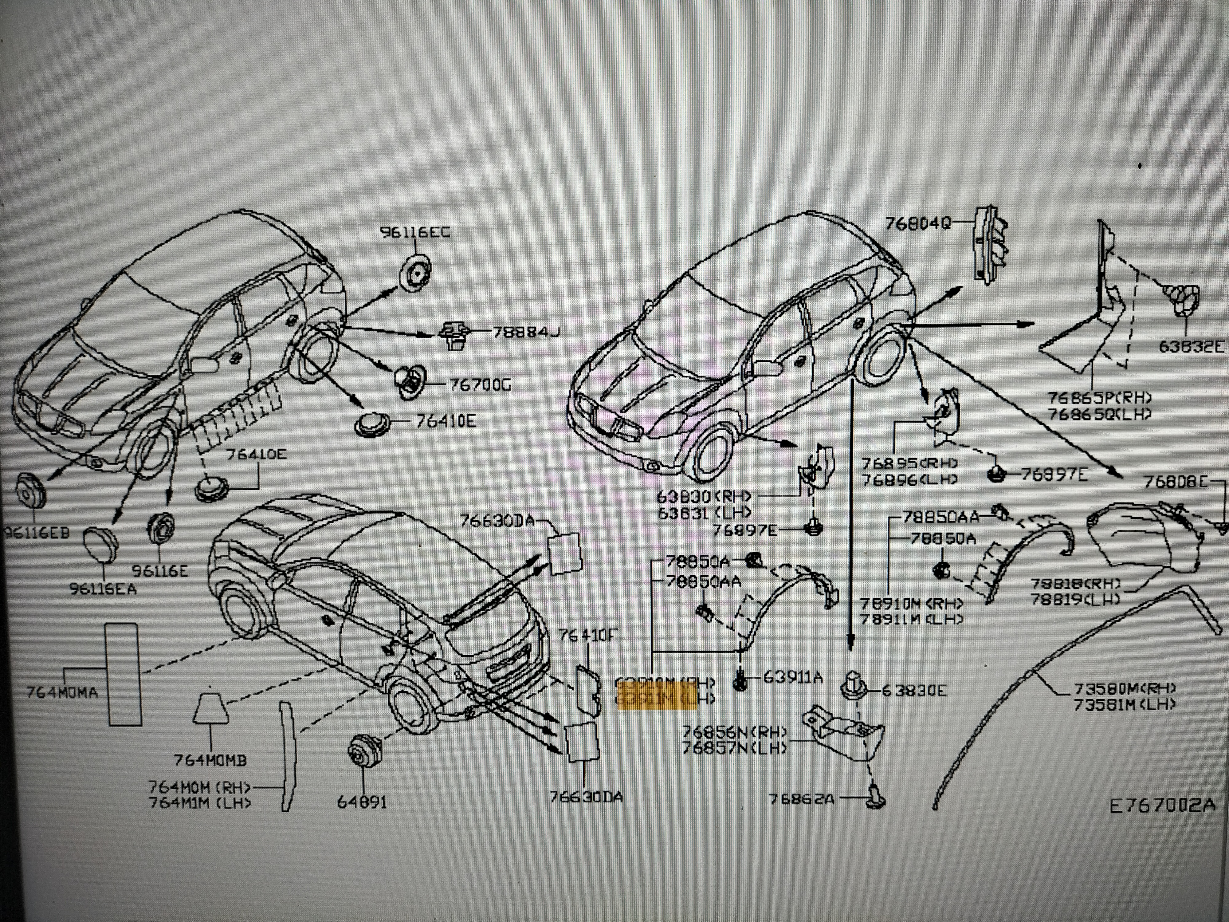 Spatbordverbreder linksvoor Nissan Qashqai J10/ JJ10 63811-BR01A Nieuw.
