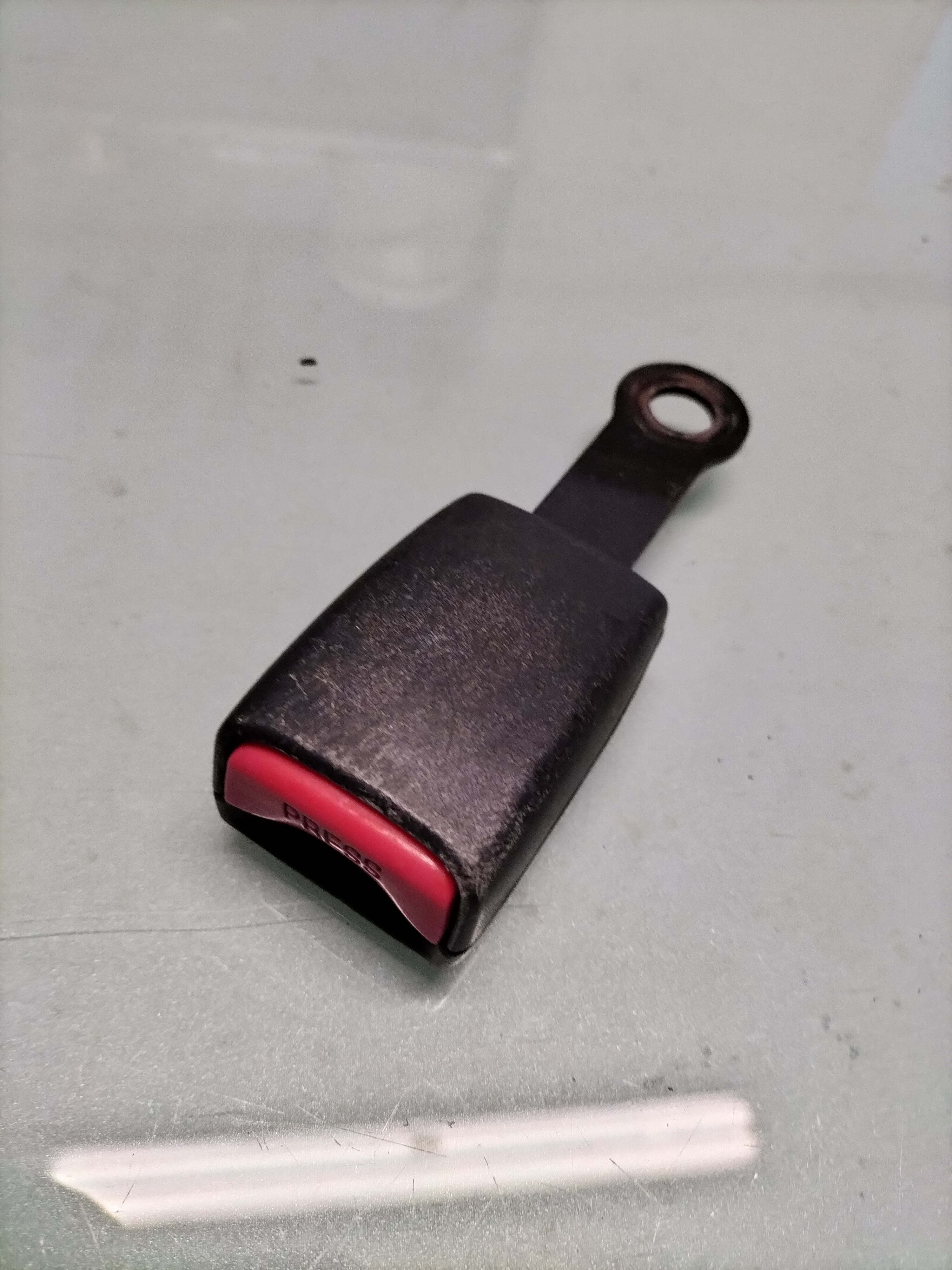 Safetybelt Locking Nissan almera tino v10 86842-BU000 Used