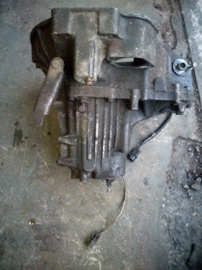 Versnellingsbak Nissan 100NX B13 GA16DS 32010-74Y16 Gebruikt.