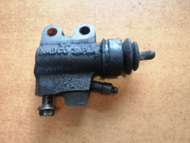 Cylinder clutch operating Nissan 30620-56E01 B12/ J30/ M11/ N13/ T12/ T72/ U11 Used part.