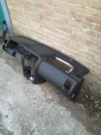 Dashboard Nissan Almera N15 68200-2N511 Gebruikt.