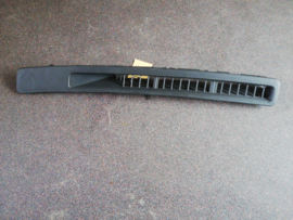 Grille-front defroster, left-hand Nissan Primera P11/ WP11 68743-9F502 (68743-2F011/68743-6F200) Used part.