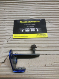 Female-center hook roof, front right-hand TJ4 Nissan 100NX B13 91720-63Y00 Used part.