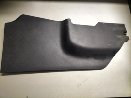 Zijafscherming middenconsole rechts Nissan Micra K14 68920-5FA1A Gebruikt.