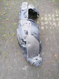 Binnenscherm rechtsvoor Nissan Qashqai J12 63840-6UA0B Schade.