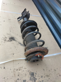 Veerpoot linksachter Nissan Sunny N14 55303-58C25 + 55020-50Y04 Gebruikt.