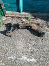 Member front suspension Nissan 54401-0M010 B13/ N14/ N15/ Y10 Used part.