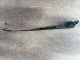 Ruitenwisserarm links Nissan Terrano2 R20 28880-8F000 Gebruikt.