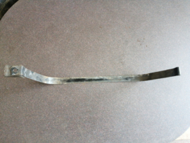 Tankband rechts Nissan Micra K11 17406-4F100 Gebruikt.