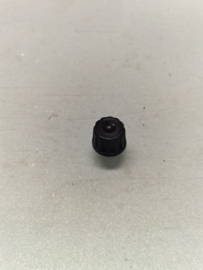 Plug housing thermostat Nissan 11021-00QAD C13/ D23/ E11/ E12/ F15/ J10/ JJ10/ J11/ K12/ K13/ K14/ M20M/ T31/ T32/ Z12 Used part.