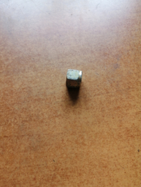 Nut Nissan 08912-3401A Used part.