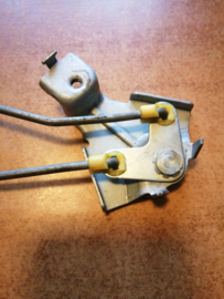 Rod-lock knob, left-hand Nissan Terrano2 R20 80511-0F005 Used part.