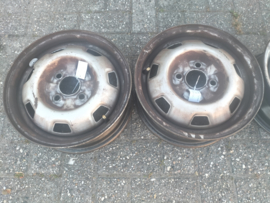 Velgenset 13 inch Nissan Micra K10 40300-24B00 (20250322) Gebruikt