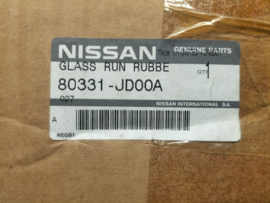 Glass run rubber  Nissan 80331-JD00A Original