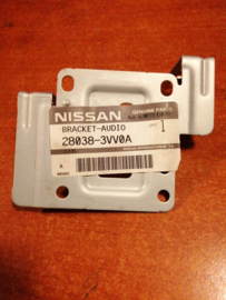 Montagesteun audio Nissan Note E12. Rechts. 28038-3VV0A