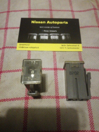 Zekering 75A Nissan 24370-89920 Gebruikt.