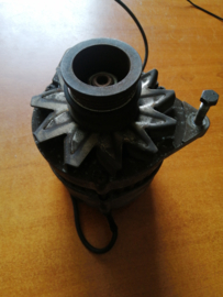 Alternator CA16S/ CA20E/ CA20S Nissan Bluebird T72 Used part.