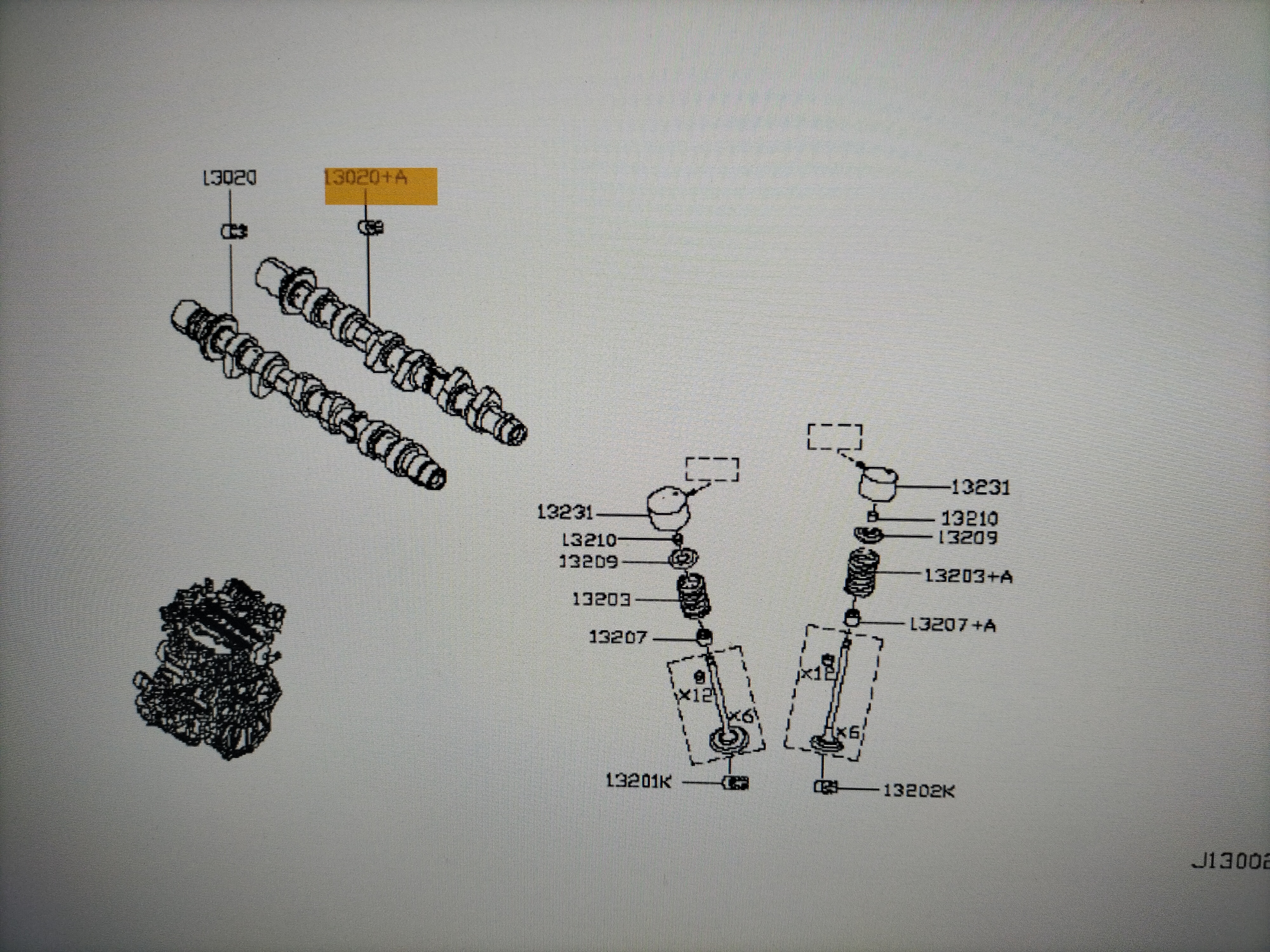 Camshaft assy HR09DET Nissan Micra K14 13020-00Q0P Used part.