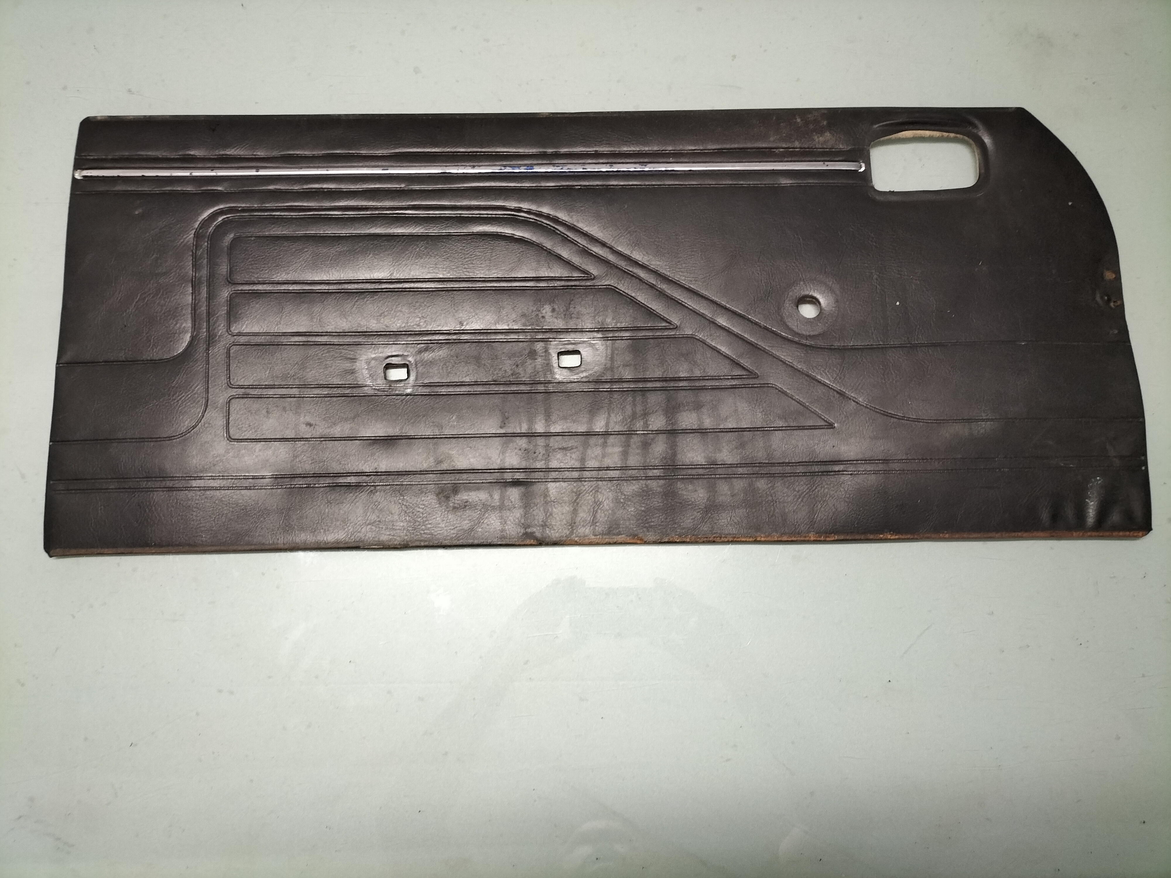 Assy-trimming, front door left-hand Datsun Cherry E10 Wagon/ 2-doors sedan 80901-M0202 Used part.