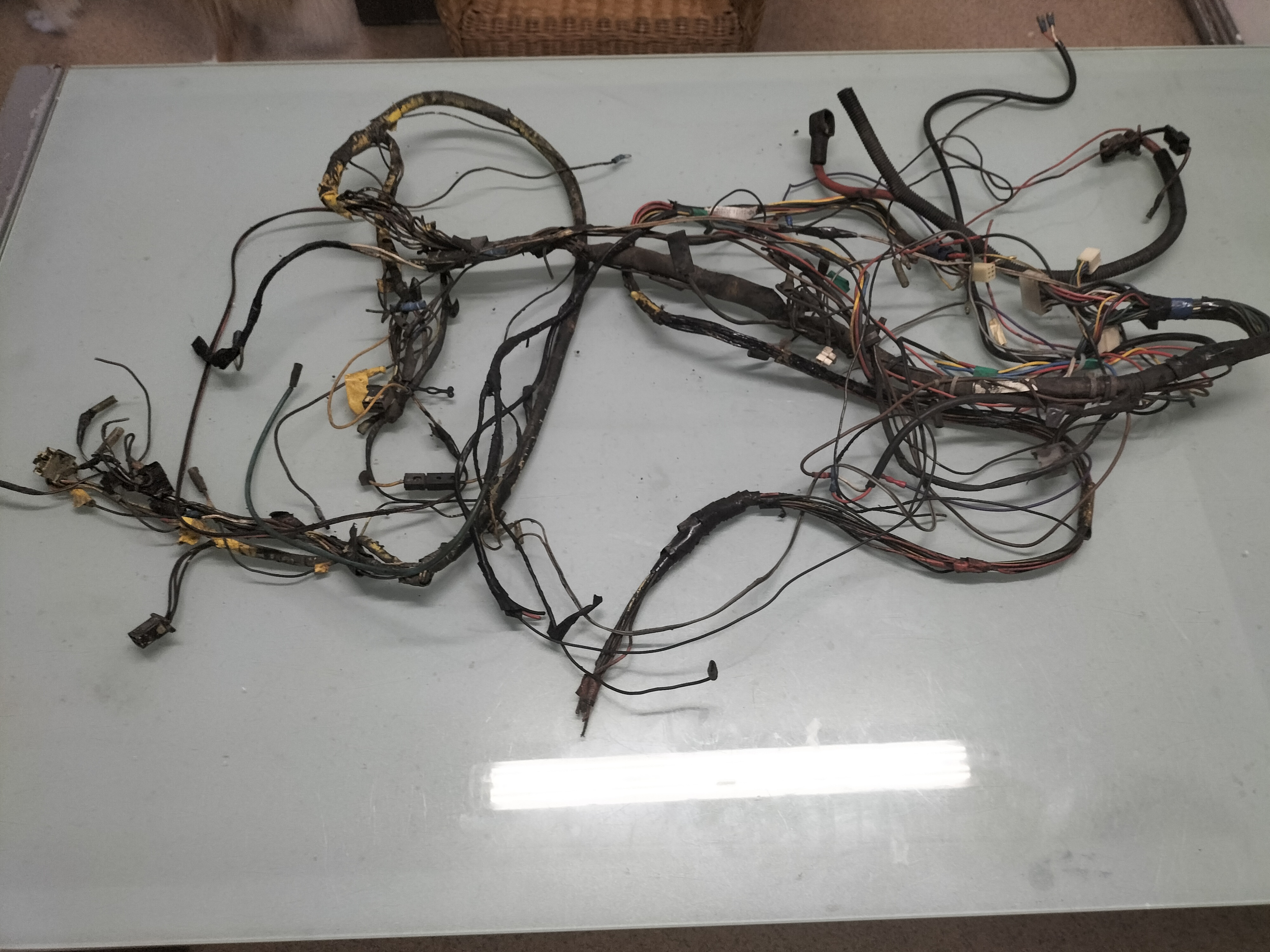 Harness, body Datsun Cherry E10 24014-M0405 (20250805B) Used part. Incomplete.