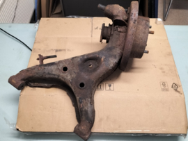 Draagarm linksachter Nissan 280ZX S130 55502-P9100 + 43213-S8000 +38162-W1200 Gebruikt.