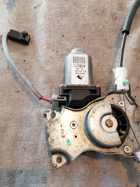 Raammechanisme met motor linksvoor Nissan Almera N16 80701-BM705