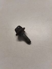 Bolt M5.75 X 15-19 Nissan 01125-01501 Used part.
