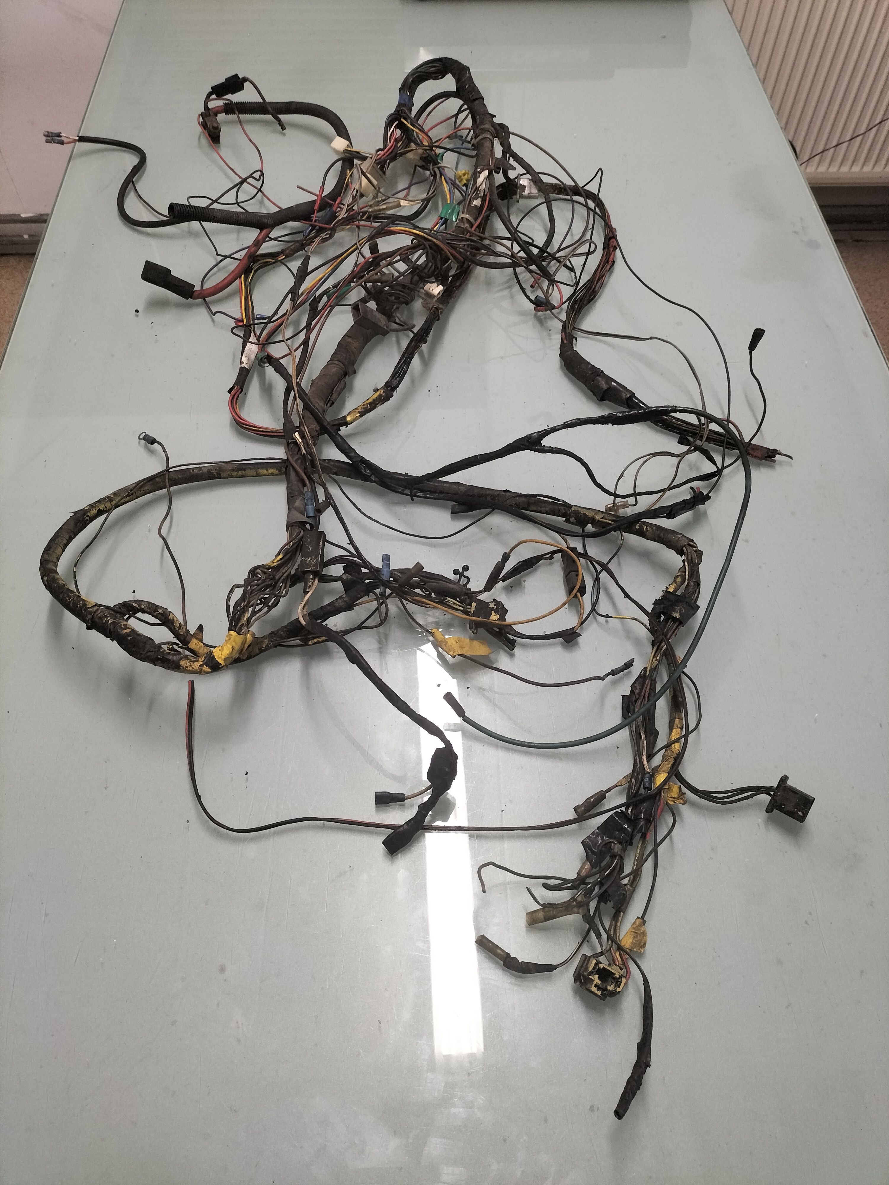 Harness, body Datsun Cherry E10 24014-M0405 (20250805B) Used part. Incomplete.