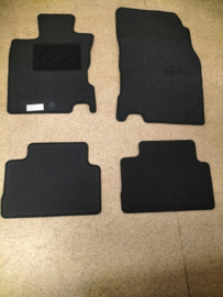 Vloermattenset Nissan Qashqai J11 (1549944) Nieuw.