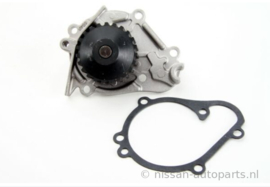 Waterpomp Nissan Micra K10 21010-19B25 Nieuw.