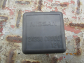 Circuit breaker assy-power window Nissan 24330-C9900 CA33/ CK12/ D40/ K11/  N16/ P11/ P12/ R20/ R50/ R51/ T30/ V10/ WP11/  Y61/ Z33/ Z50 Used part.