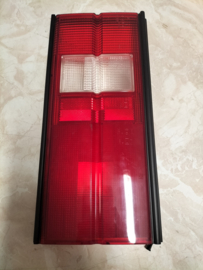 Achterlichtglas rechts Nissan Bluebird 910 26521-W2200 (IKI 4258) Origineel.