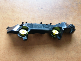 Bracket-front bumper side, left-hand Nissan Qashqai J12 62223-6UA0A Used part.