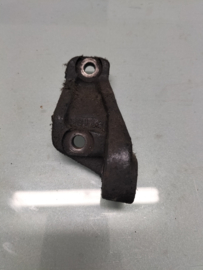 Versnellingsbaksteun Datsun Cherry E10 32179-M0101 Gebruikt.