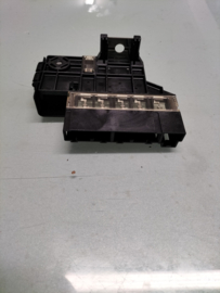 Cover-fusible link holder Nissan 24380-JG70A Original.