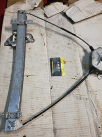 Raammechanisme rechtsvoor Nissan Almera N15 80720-1M111 gebruikt