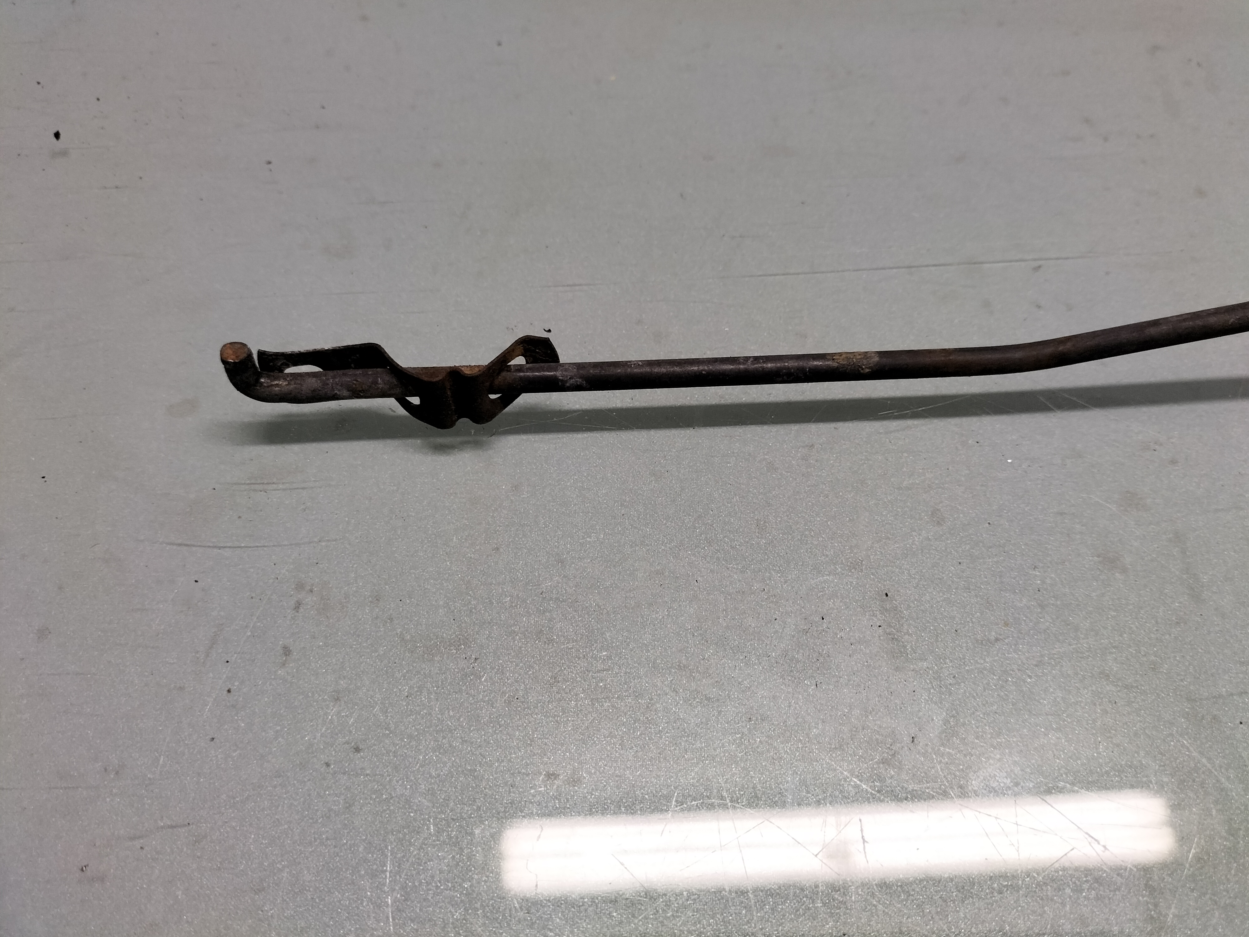 Assy-remote control, front door left-hand Datsun Cherry E10 80526-M0202 Used part.